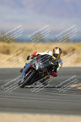 media/Jan-13-2024-SoCal Trackdays (Sat) [[9c032fe5aa]]/Turn 16 Set 2 (1120am)/